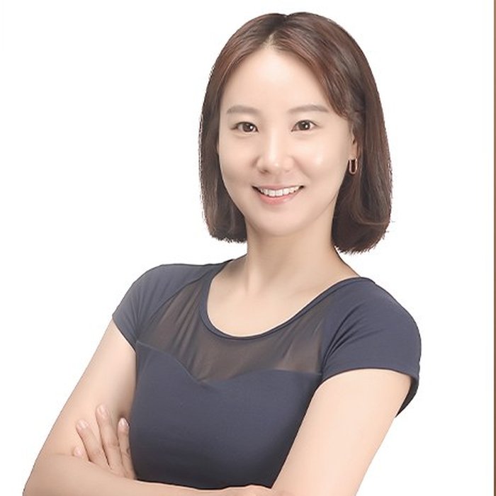 김현정
